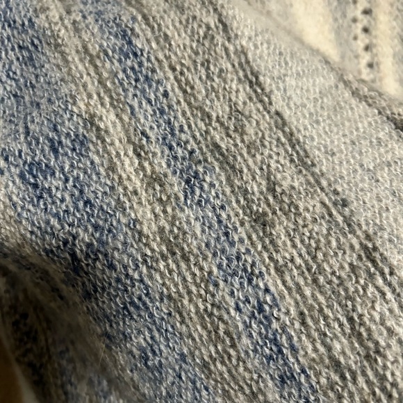 New FATE Cream/Blue Cream Gray Striped Mohair Alpaca Turtleneck Sweater Size M - Picture 4 of 7